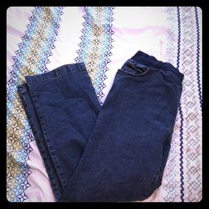 Good condition maternity jeans -L-
